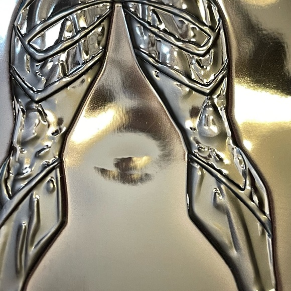 Four Black Panther Tins - Picture 10 of 13